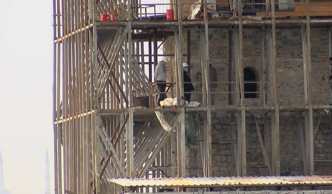 Kız Kulesi darmadağın olmuş! Son hali tartışma konusu oldu, işte restorasyonda son durum... 22